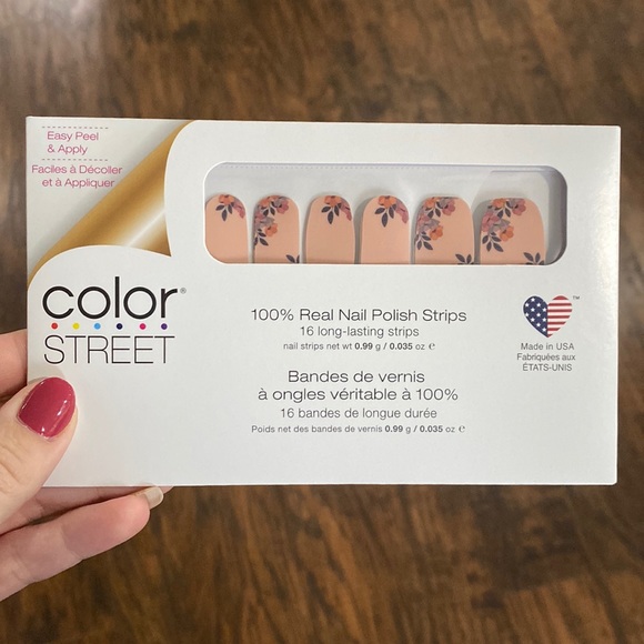 Colorstreet - Picture 1 of 2